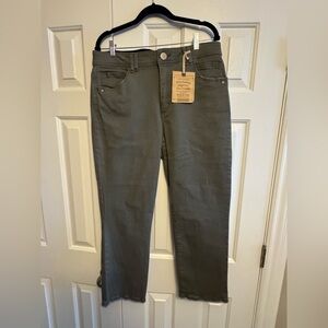 Democracy Olive Green Cropped Ankle Jeans